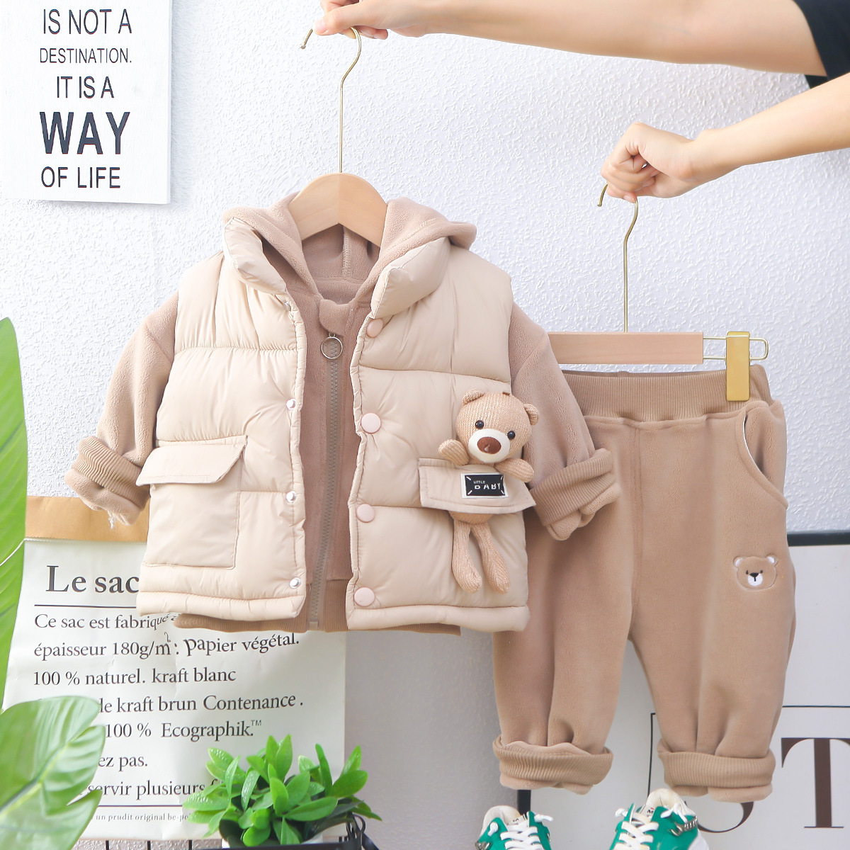 Boys' autumn and winter suit 2024 new western style male baby winter vest fleece-lined thickened three-piece set on behalf of wholesale - Image 4