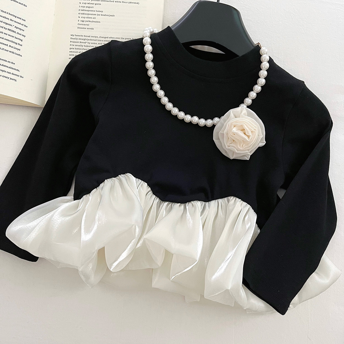 Autumn Girls' Outfit 2025 New Long-Sleeve Lace Top Children's Pants Stylish Two-Piece Set for Baby Girls Cross-Border - Image 2