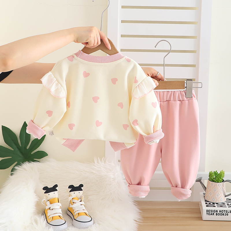 2025 New Autumn Clothing for Girls, Heart Sweatshirt Suit, Korean Style Kidsren's Baby Girl Two-Piece Set, Fashionable Export Clothing - Image 4