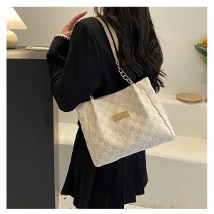2025 New Trendy Large Capacity Shoulder Women's Bag Fashionable and Easiest for Match Underarm Tote Bag Casual Portable Commuting Bag