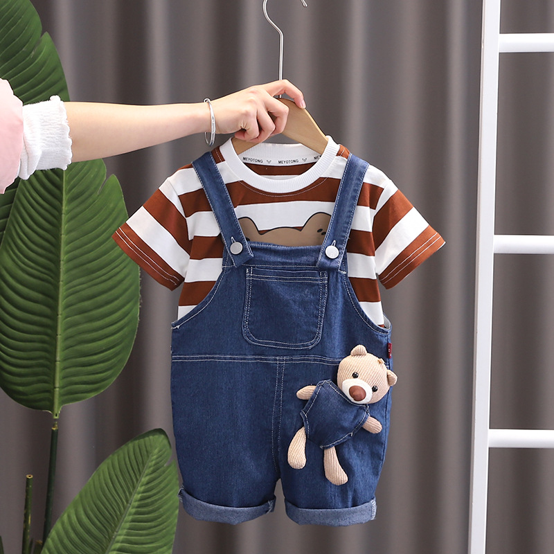 Boys' Short-sleeved suit 2025 Summer New Clothes Small and Medium-sized Children's Striped Bear Straps Two-piece Trendy Pants - Image 2
