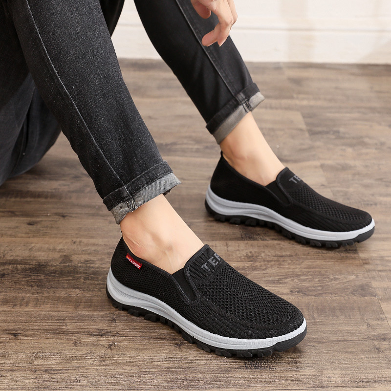 Breathable and Versatile Sneakers - Image 5